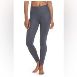 Alo High Waist Airbrush Midi Leggings